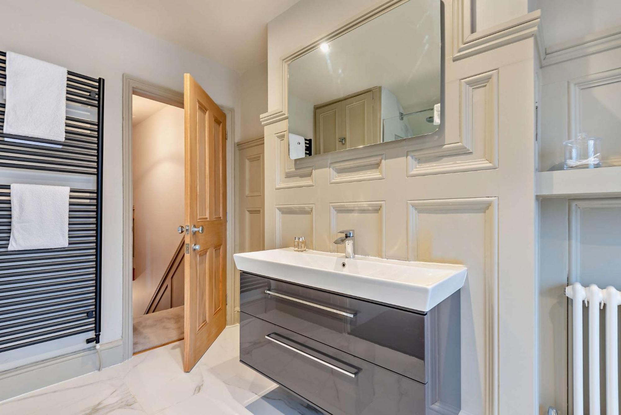 Villa Shrewsbury Townhouse - Free Parking Exterior foto